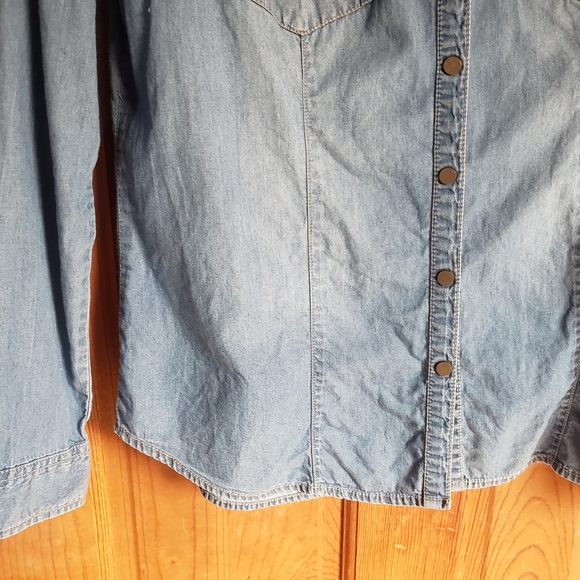Forever 21 | Medium | Women's Denim Shirt - Picture 3 of 5